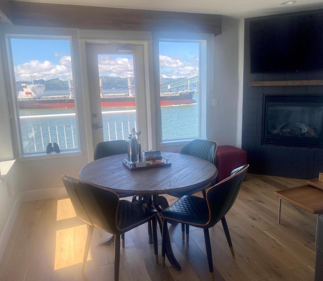 Cannery Pier Hotel&Spa Astoria Buitenkant foto