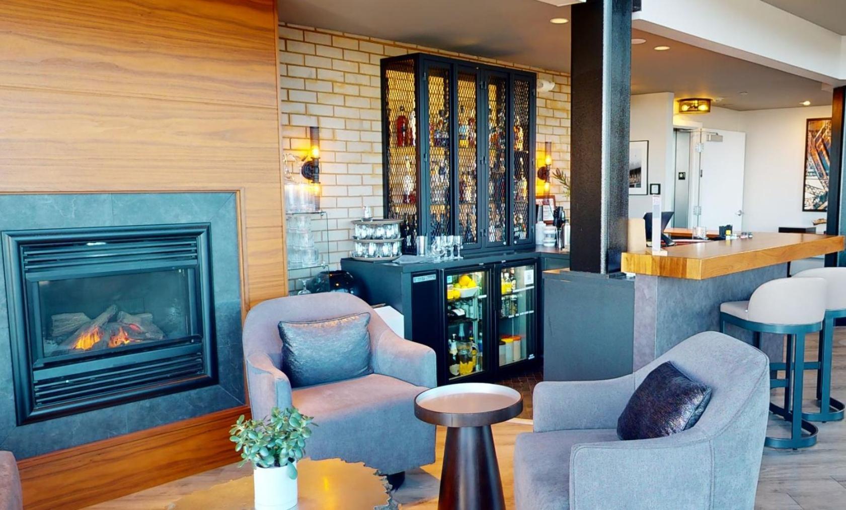 Cannery Pier Hotel&Spa Astoria Buitenkant foto